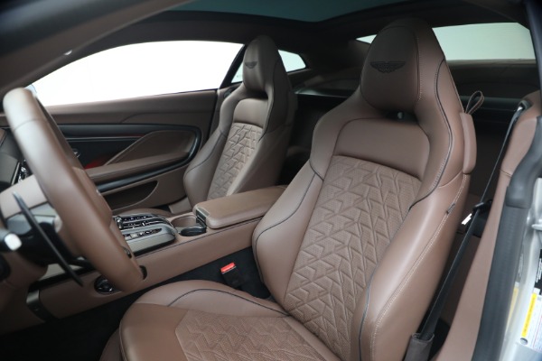Used 2025 Aston Martin Vanquish for sale $429,900 at Bugatti of Greenwich in Greenwich CT 06830 20
