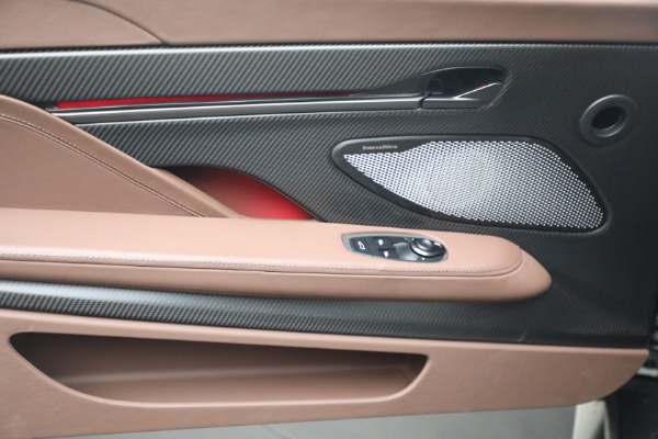 Used 2025 Aston Martin Vanquish for sale $429,900 at Bugatti of Greenwich in Greenwich CT 06830 26