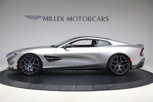 Used 2025 Aston Martin Vanquish for sale $429,900 at Bugatti of Greenwich in Greenwich CT 06830 3
