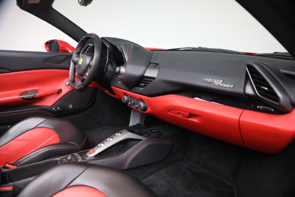 Used 2019 Ferrari 488 Spider for sale $419,900 at Bugatti of Greenwich in Greenwich CT 06830 16