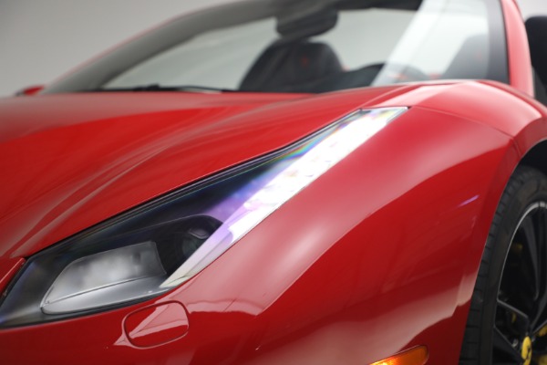 Used 2019 Ferrari 488 Spider for sale $419,900 at Bugatti of Greenwich in Greenwich CT 06830 23