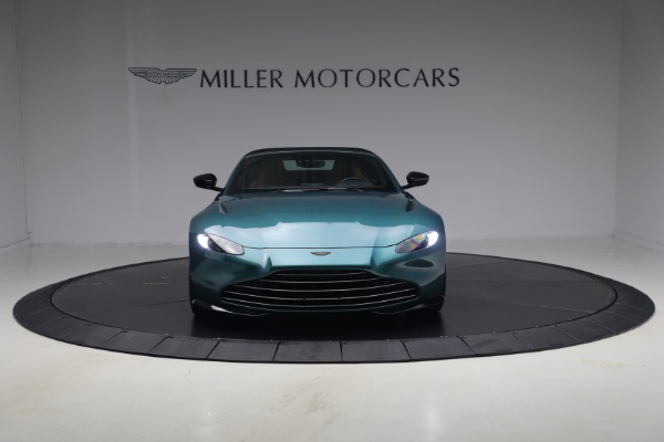 Used 2023 Aston Martin Vantage V8 for sale $151,900 at Bugatti of Greenwich in Greenwich CT 06830 27
