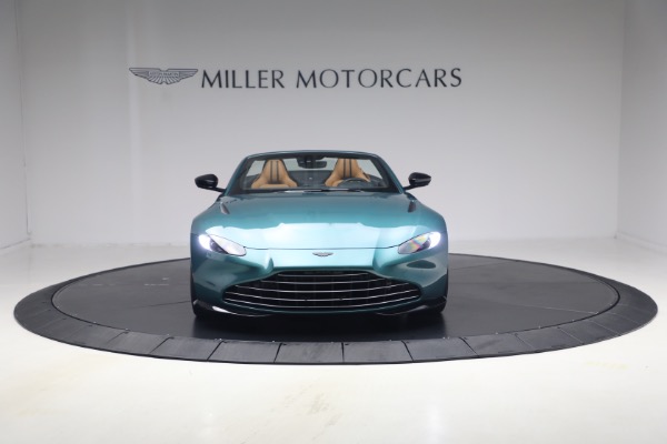 Used 2023 Aston Martin Vantage V8 for sale $151,900 at Bugatti of Greenwich in Greenwich CT 06830 28