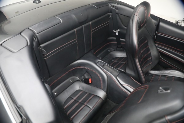 Used 2015 Ferrari California T for sale $139,900 at Bugatti of Greenwich in Greenwich CT 06830 21