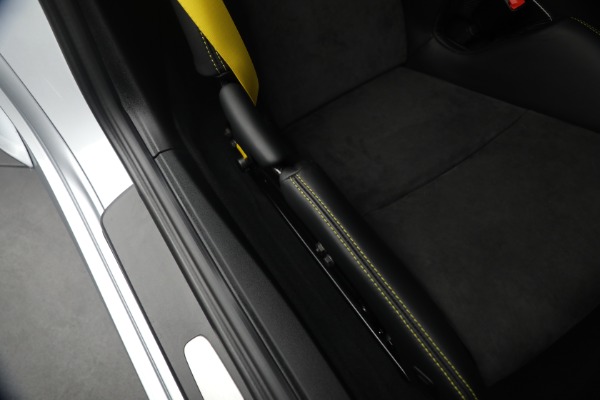 Used 2016 Porsche Cayman GT4 for sale $149,900 at Bugatti of Greenwich in Greenwich CT 06830 21