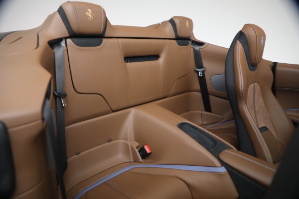 Used 2025 Ferrari Roma Spider for sale $309,900 at Bugatti of Greenwich in Greenwich CT 06830 21