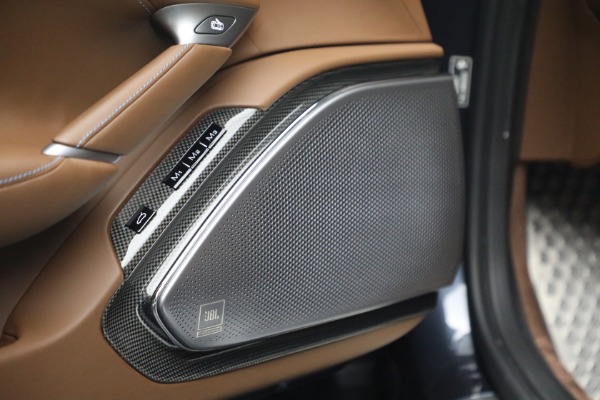 Used 2025 Ferrari Roma Spider for sale $309,900 at Bugatti of Greenwich in Greenwich CT 06830 25