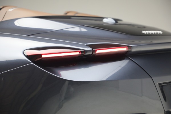 Used 2025 Ferrari Roma Spider for sale $309,900 at Bugatti of Greenwich in Greenwich CT 06830 28