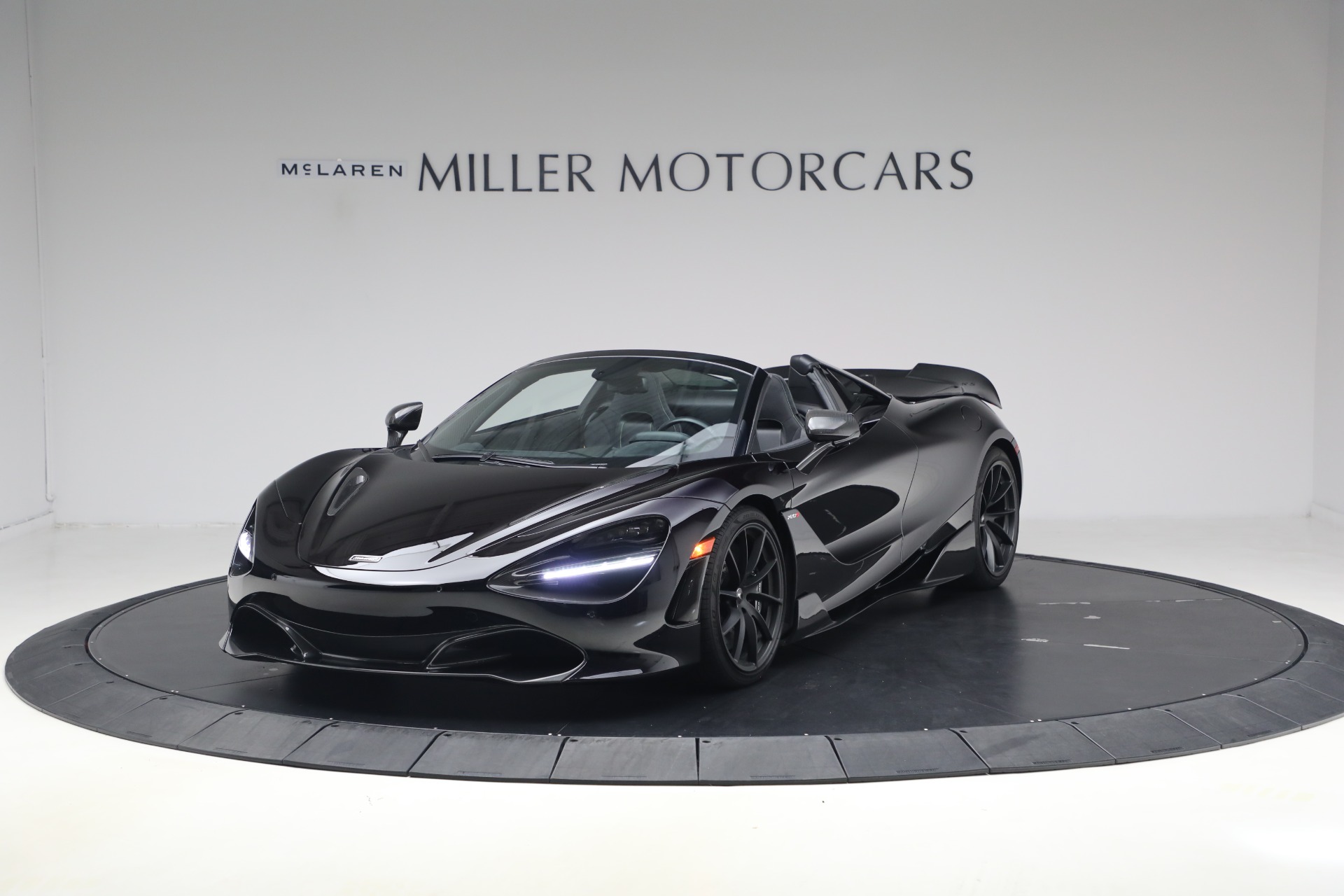 Used 2020 McLaren 720S Spider Performance for sale $277,900 at Bugatti of Greenwich in Greenwich CT 06830 1