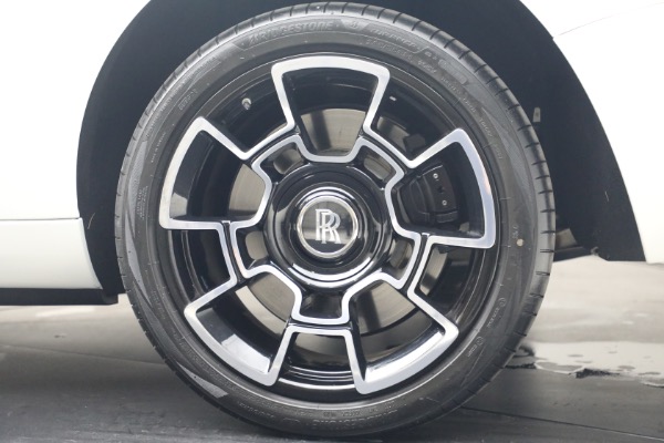 Used 2019 Rolls-Royce Black Badge Dawn for sale $299,900 at Bugatti of Greenwich in Greenwich CT 06830 25